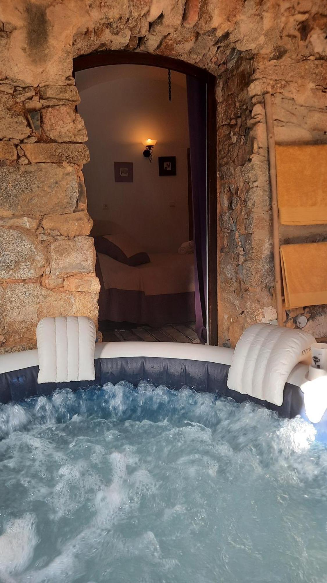 Chambre Love Romantique Avec Spa Privee Calvi  Buitenkant foto